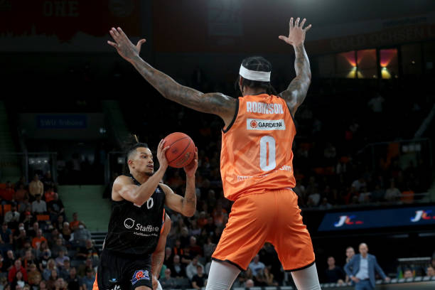 并因人制宜 并因人制宜